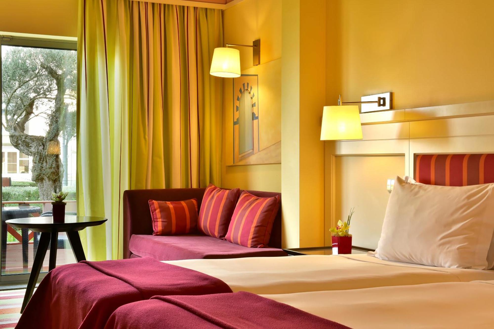 Superior Double or Twin Room Garden View
